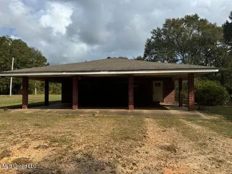 30 Renot Rd, Wiggins, MS 39577 photo 2