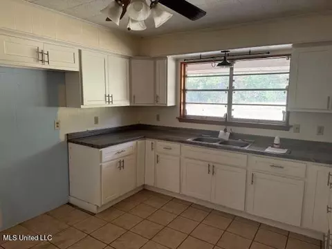 30 Renot Rd, Wiggins, MS 39577 photo 4
