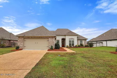 538 Westfield Dr, Pearl, MS 39208