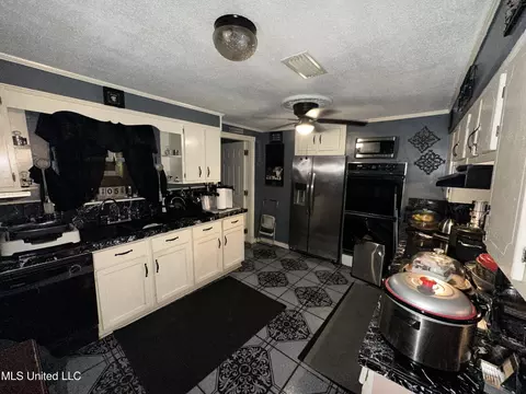 3600 Mosby St, Moss Point, MS 39563 photo 9