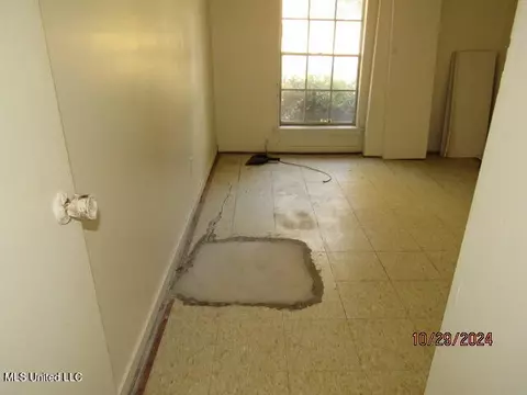 607 Spryfield Rd, Jackson, MS 39212 photo 11