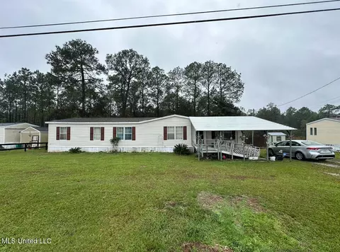 18410 Robyn Dr, Gulfport, MS 39503