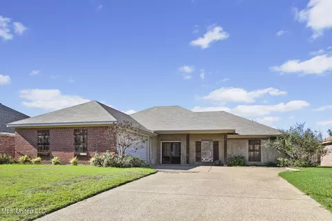 122 Sara Fox Dr, Brandon, MS 39047
