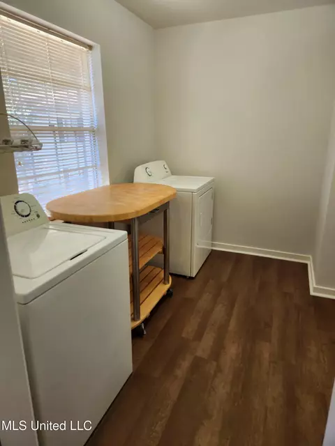Other - 5025 Wayneland Dr #B7, Jackson, MS 39211 photo 2 of 3