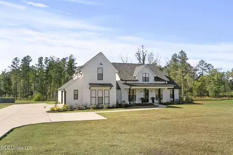 116 Fallen Oaks Dr, Brandon, MS 39047 photo 1