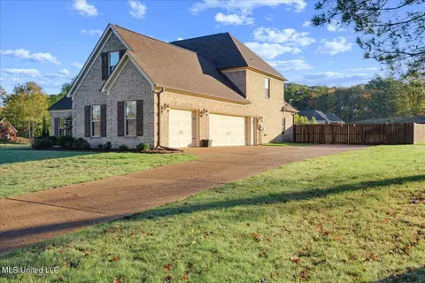 5596 Slocum Trl, Hernando, MS 38632 photo 2