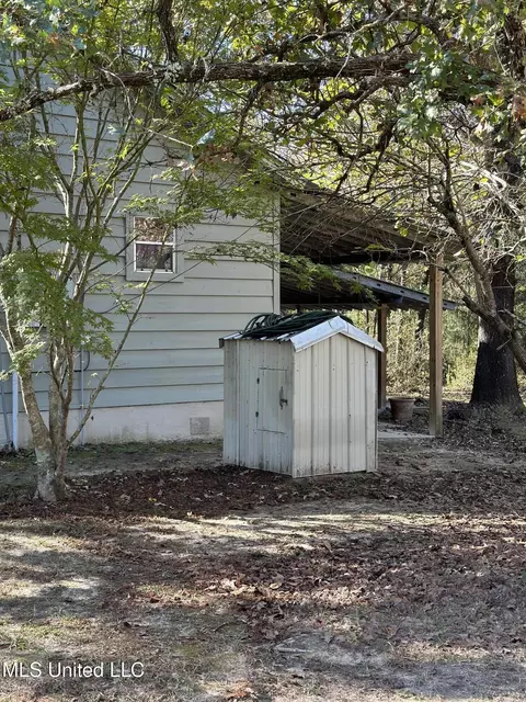 Exterior - 1813 Crutchfield Rd, Lucedale, MS 39452 photo 3 of 8