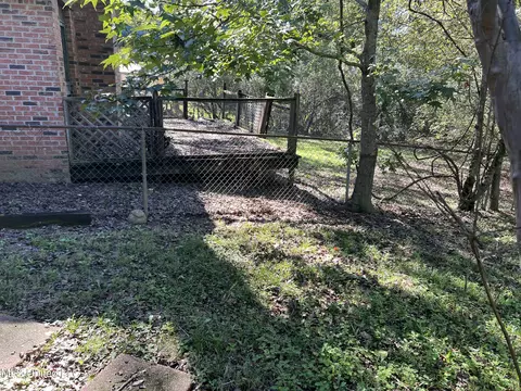 Exterior - 5665 Queen Mary Ln, Jackson, MS 39209 photo 5 of 5