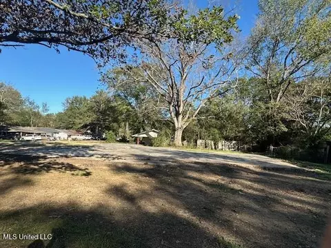 3350 Suncrest Dr, Jackson, MS 39212 photo 3
