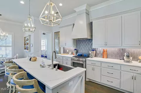 Kitchen - 155 N Natchez Dr, Madison, MS 39110 photo 3 of 4