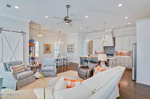 Living - 155 N Natchez Dr, Madison, MS 39110 photo 1 of 1