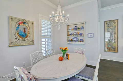 Dining - 155 N Natchez Dr, Madison, MS 39110 photo 1 of 2
