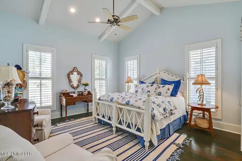 Bedroom - 155 N Natchez Dr, Madison, MS 39110 photo 1 of 5