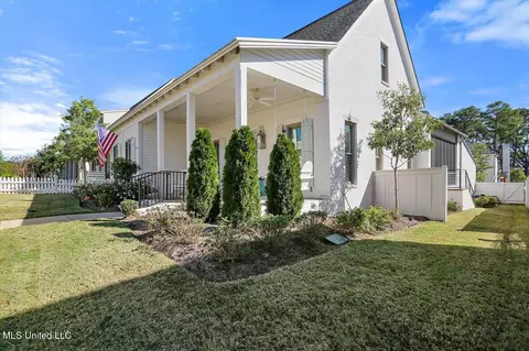 Exterior - 155 N Natchez Dr, Madison, MS 39110 photo 2 of 9