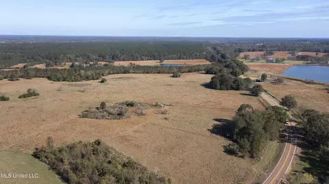 3930 Mississippi 22, Flora, MS 39071 photo 8