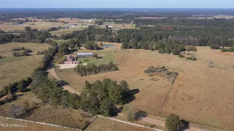 3930 Mississippi 22, Flora, MS 39071 photo 5