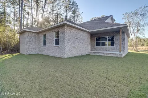 Exterior - 8930 Maili Way, Diamondhead, MS 39525 photo 3 of 4