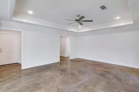 Living - 135 Michel St, Brandon, MS 39042 photo 3 of 4