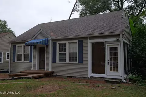 Exterior - 1733 Myrtle St, Jackson, MS 39202 photo 3 of 3