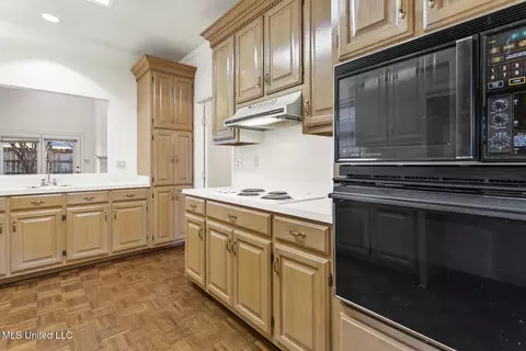 Kitchen - 3 Autumn Cv, Jackson, MS 39206 photo 4 of 6
