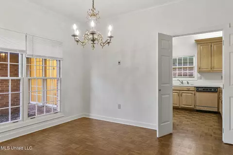 Dining - 3 Autumn Cv, Jackson, MS 39206 photo 2 of 2