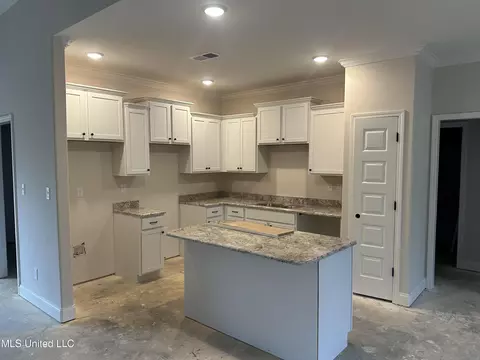 1008 Collie Dr, Hernando, MS 38632 photo 3