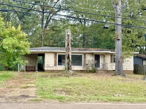2926 Oak Forest Dr, Jackson, MS 39212