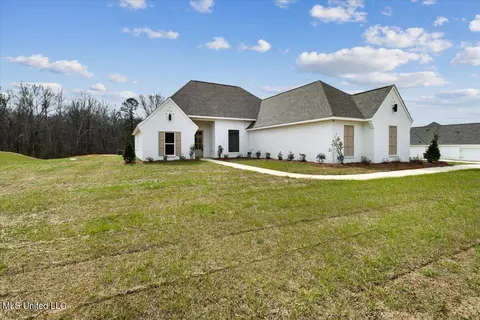 955 Mullican Rd, Florence, MS 39073 photo 2