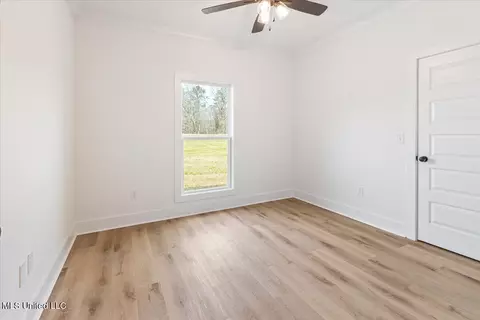 Bedroom - 967 Mullican Rd, Florence, MS 39073 photo 2 of 4