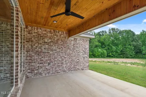 Exterior - 967 Mullican Rd, Florence, MS 39073 photo 2 of 5