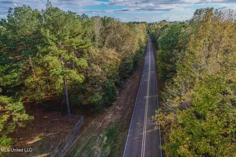 1724 Sharon Rd, Canton, MS 39046 photo 8