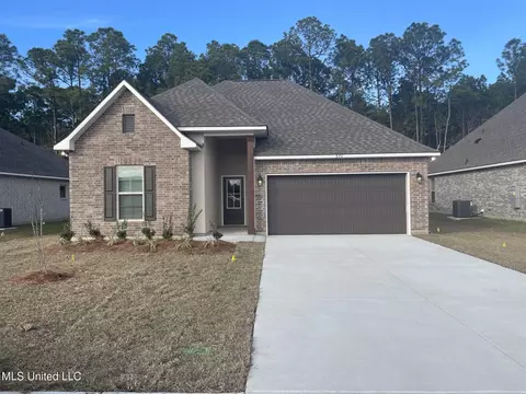 870 Leeward Dr, Biloxi, MS 39532