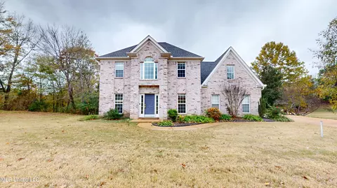 1937 Planter S Dr, Olive Branch, MS 38654