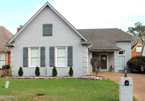 6530 Masters Dr, Olive Branch, MS 38654