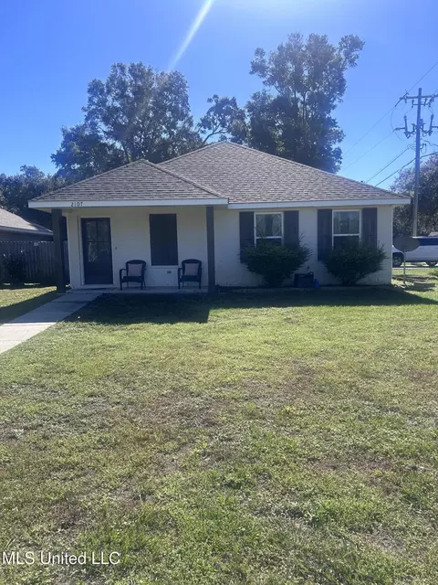 2107 Switzer Rd, Gulfport, MS 39507