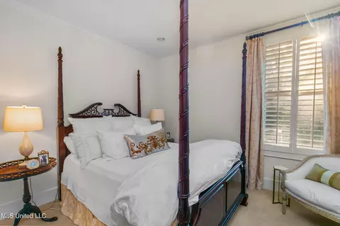 Bedroom - 2055 Heritage Hill Dr, Jackson, MS 39211 photo 5 of 8