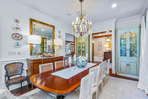 Dining - 2055 Heritage Hill Dr, Jackson, MS 39211 photo 3 of 3