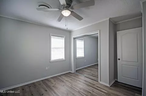 Bedroom - 910 Live Oak Dr, Clinton, MS 39056 photo 4 of 6