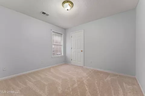 Bedroom - 3143 Quartz Dr, Hernando, MS 38632 photo 3 of 5
