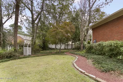 21 Moss Forest Cir, Jackson, MS 39211 photo 32