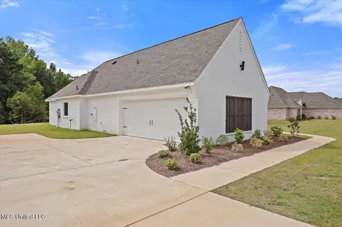 Exterior - 961 Mullican Rd, Florence, MS 39073 photo 4 of 13