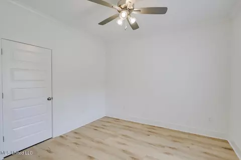 Bedroom - 961 Mullican Rd, Florence, MS 39073 photo 2 of 3