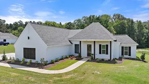 Exterior - 961 Mullican Rd, Florence, MS 39073 photo 10 of 13