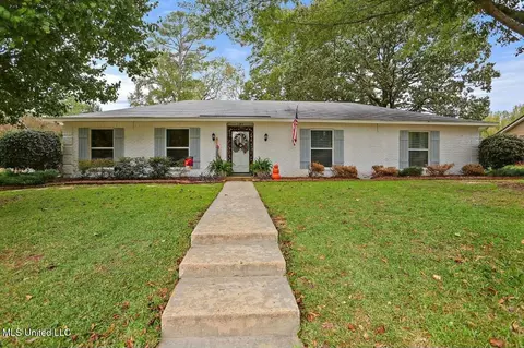 139 Longmeadow Rd, Brandon, MS 39042