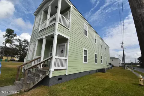 12002 Highland Ave, Gulfport, MS 39503