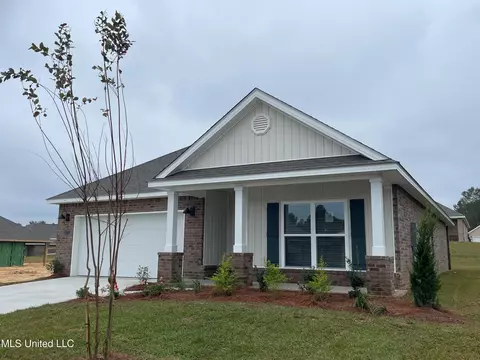 17772 Kelso Dr, D'iberville, MS 39540