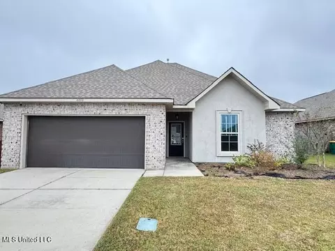 16886 Desmare St, Gulfport, MS 39503