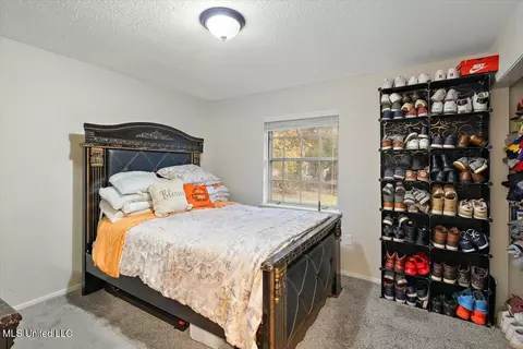Bedroom - 706 Pinehurst St, Clinton, MS 39056 photo 3 of 4