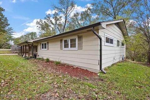 Other - 706 Pinehurst St, Clinton, MS 39056 photo 2 of 6