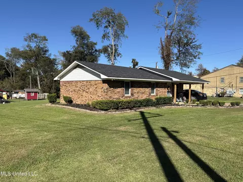 901 Grady Ave #1272, Yazoo City, MS 39194